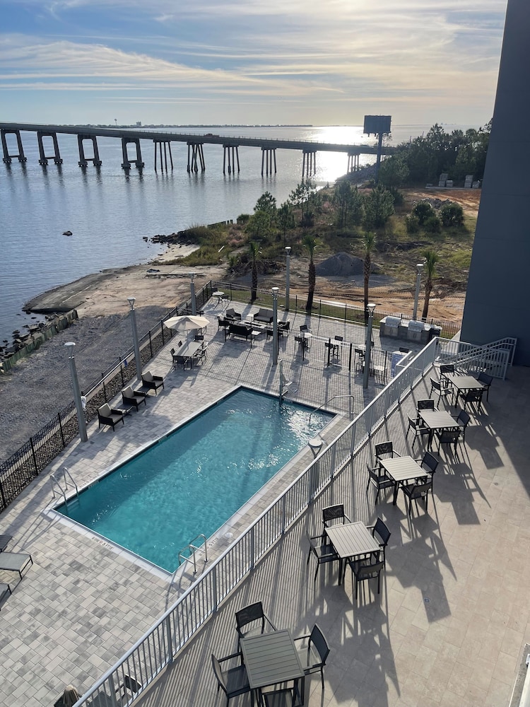 Residence Inn By Marriott Navarre Waterfront 40/43