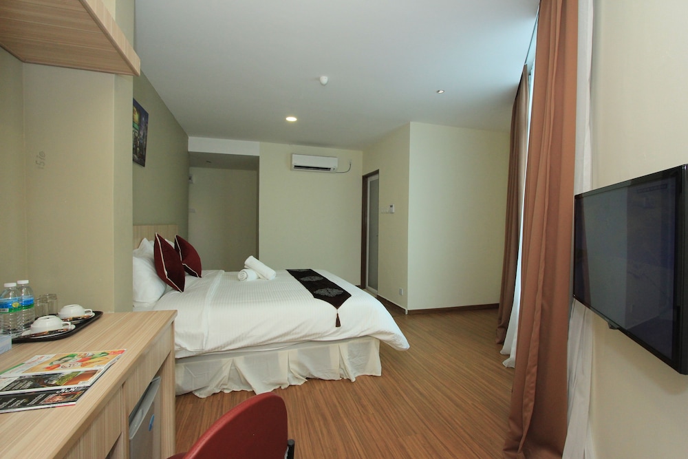 Veer Hotel 25/26