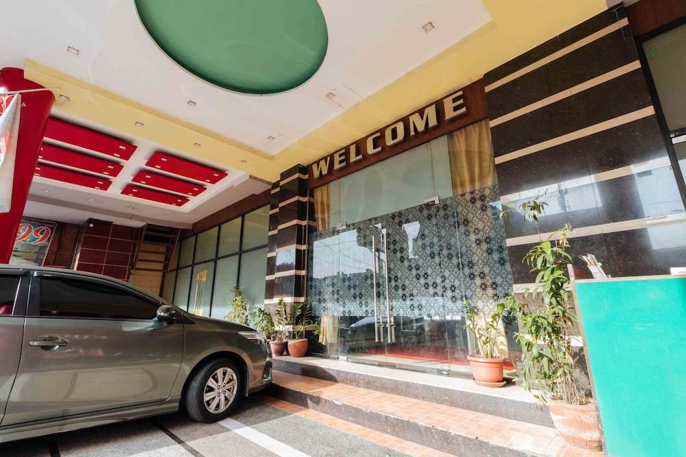 RedDoorz at Winter Hotel Araneta 58/61