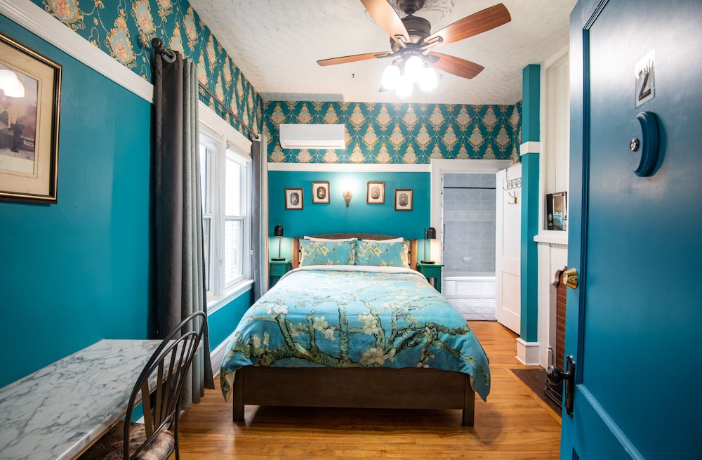 Prince Street Suites 21/50
