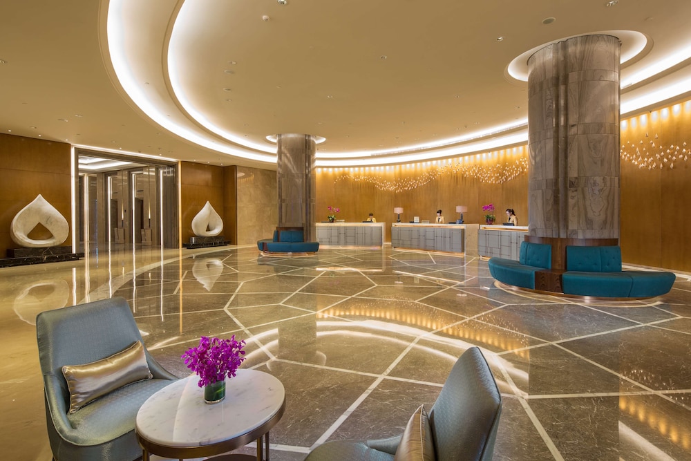 Hilton Urumqi 9/63