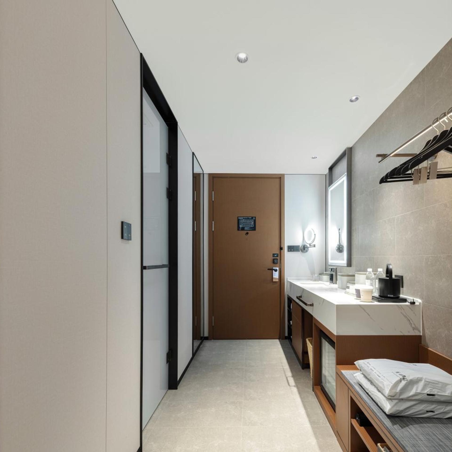 Atour Hotel Shenzhen CBD Futian Metro Station 50/50