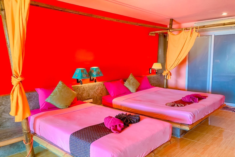 Cha Ba Lanta Resort Bungalows 19/75