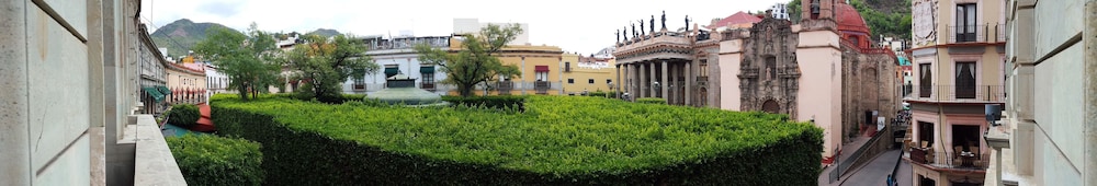 HOTEL POSADA SANTA FE 42/50