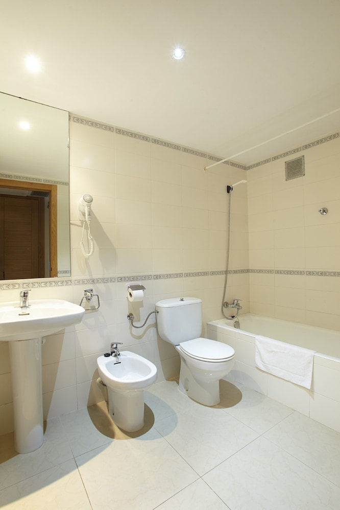 Aparthotel Nereida 43/45