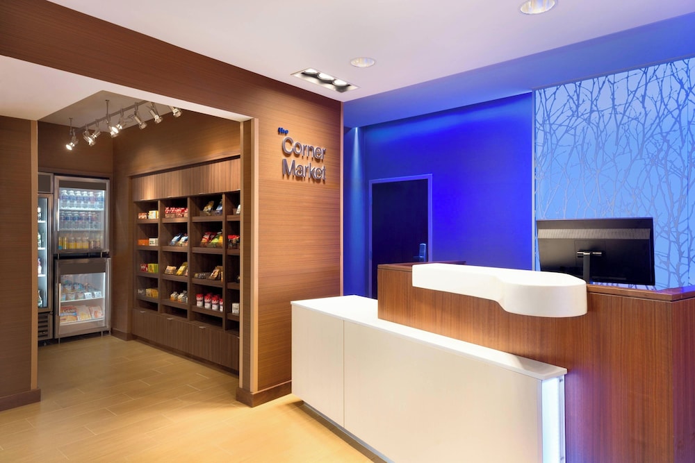 Fairfield Inn And Suites By Marriott Lancaster East At the Outlets 3/20