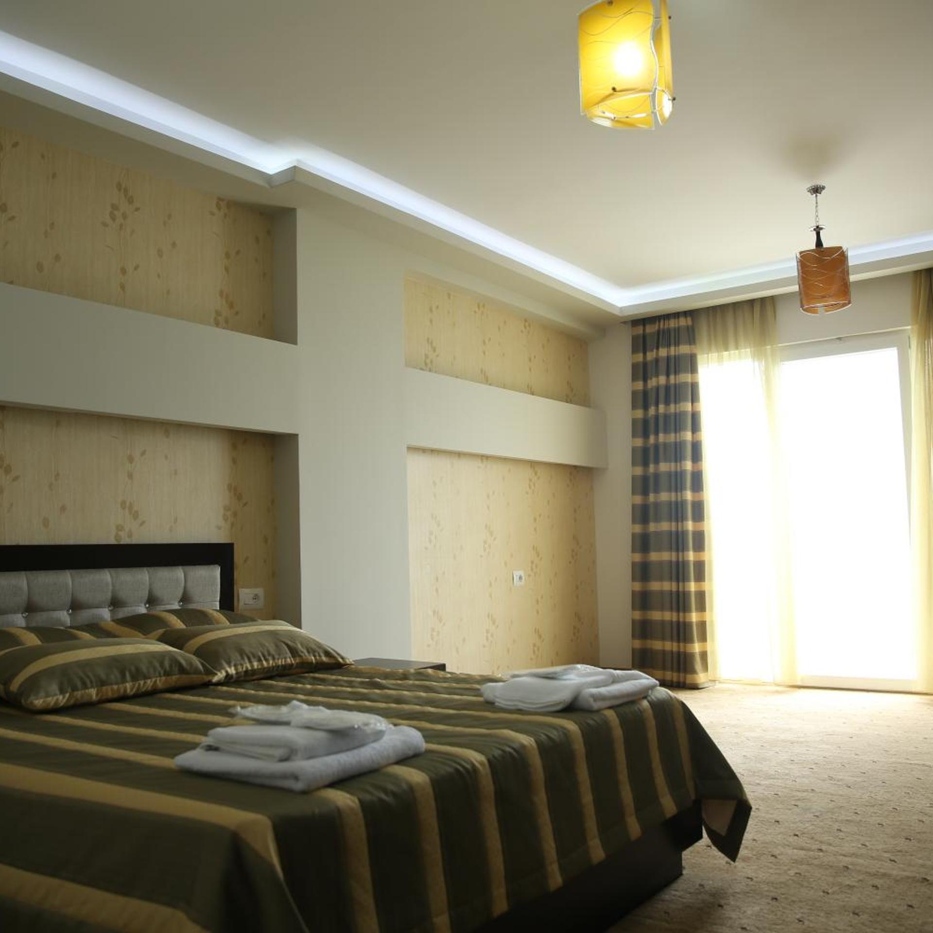 Hotel Pogradeci 25/55