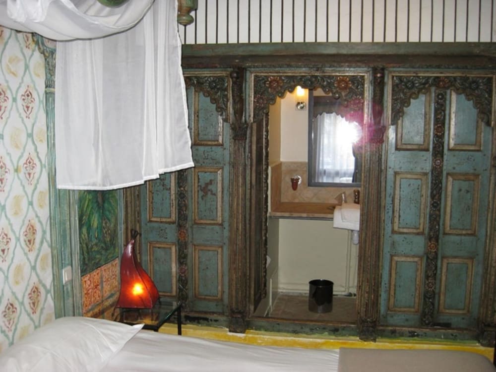 Hotel de La Gare 12/40