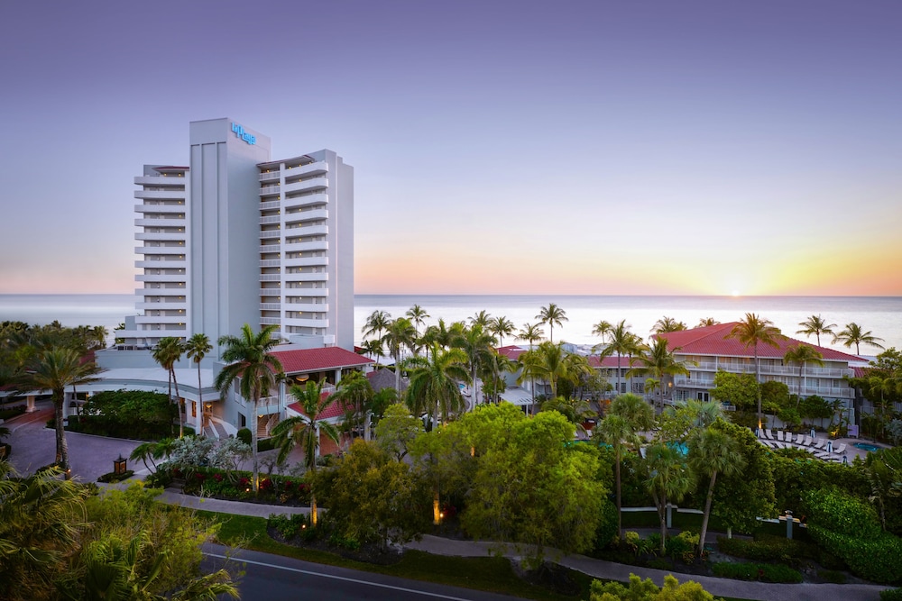 La Playa Beach Resort 2/75