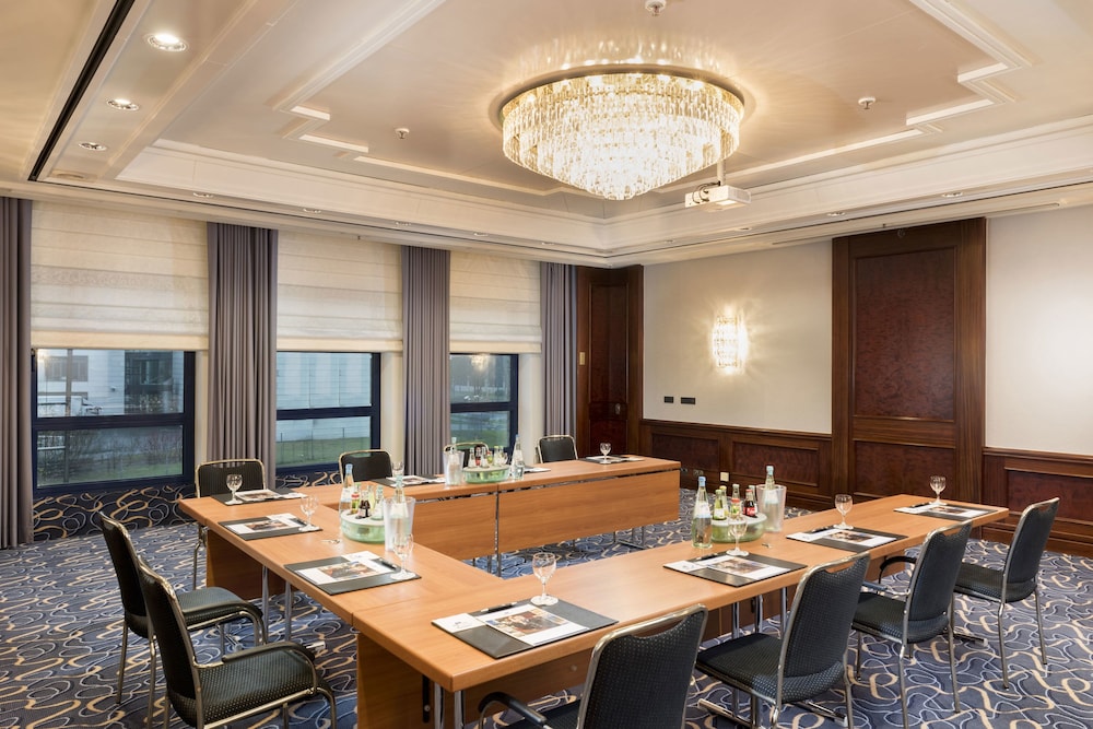 Maritim Hotel Bonn 66/70
