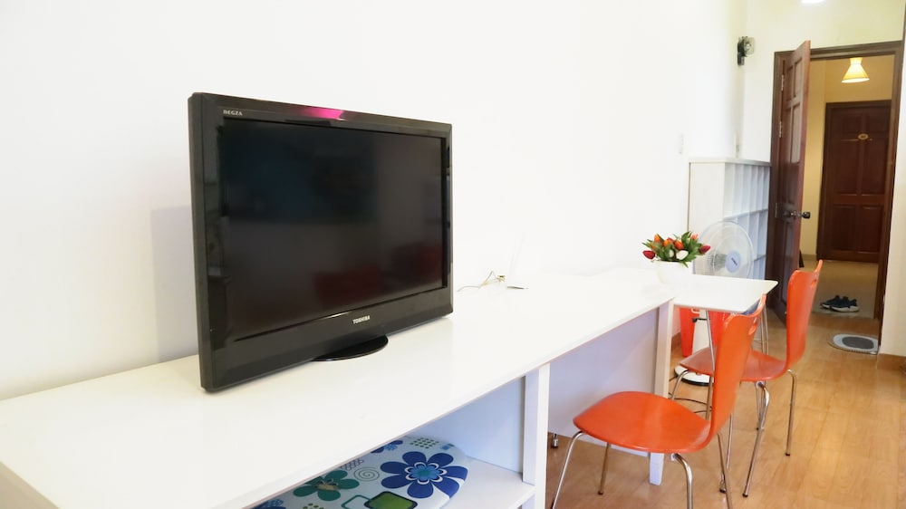 Smiley Apartment 3 40/50