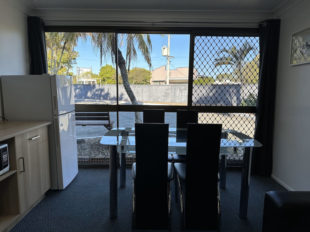 Logan City Motor Inn 50/67