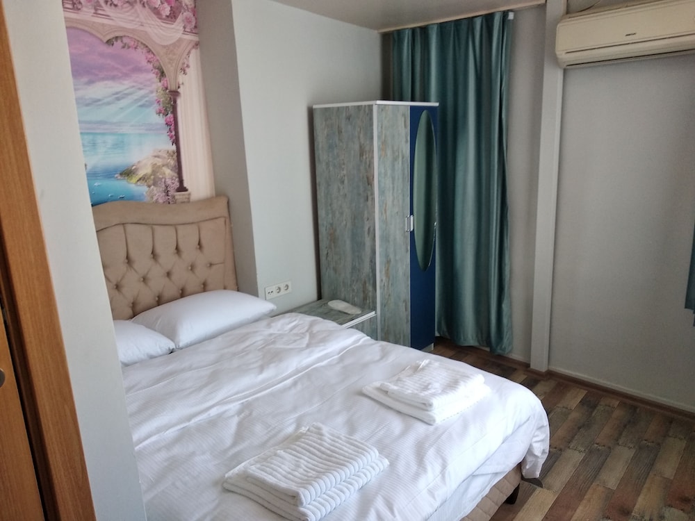 Istanbul City Center Hotel 8/28