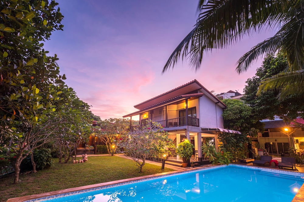 Lanta Thip House 11/58