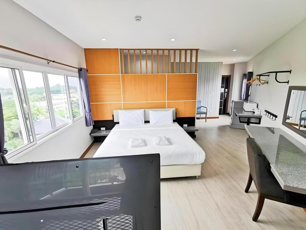 The Y Residence 20/43