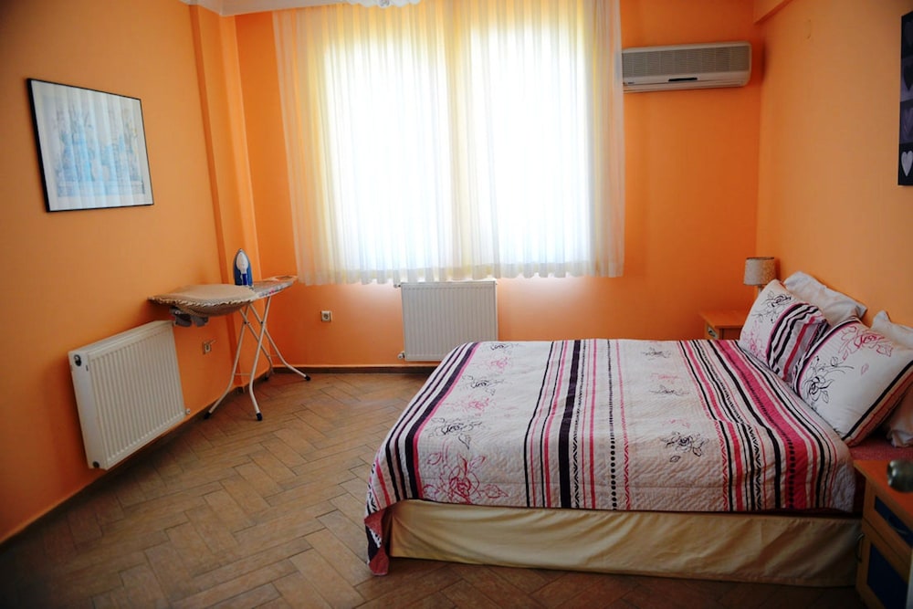 Mountain Valley Apart Hotel & Villas 12/50