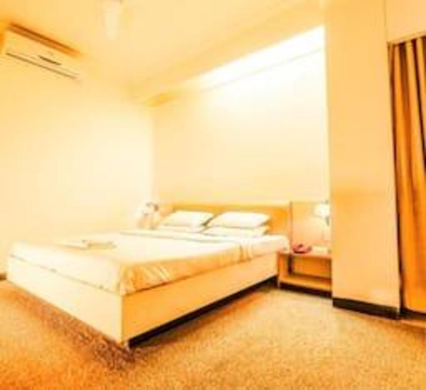Hotel Sangam 5/42