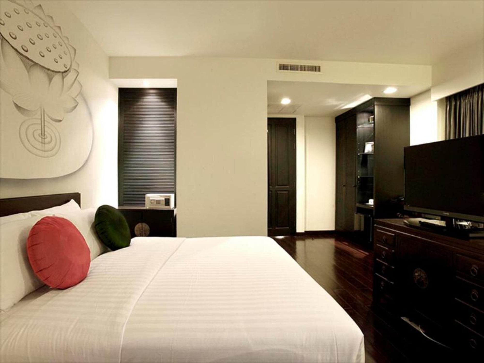 Deluxe, Double or Twin Bed, Garden Area