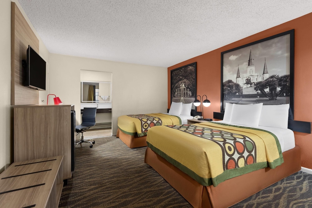 Super 8 by Wyndham New Orleans 21/43