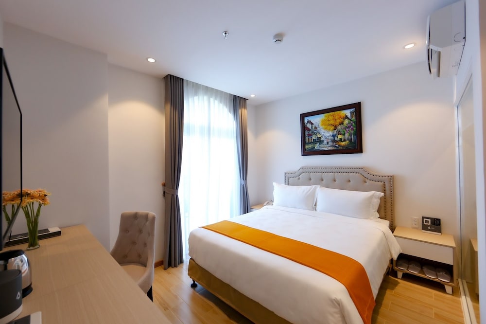RHM Luxury Hotel And Suite 29/53