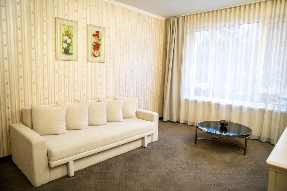 Hotel Carpathia 53/68