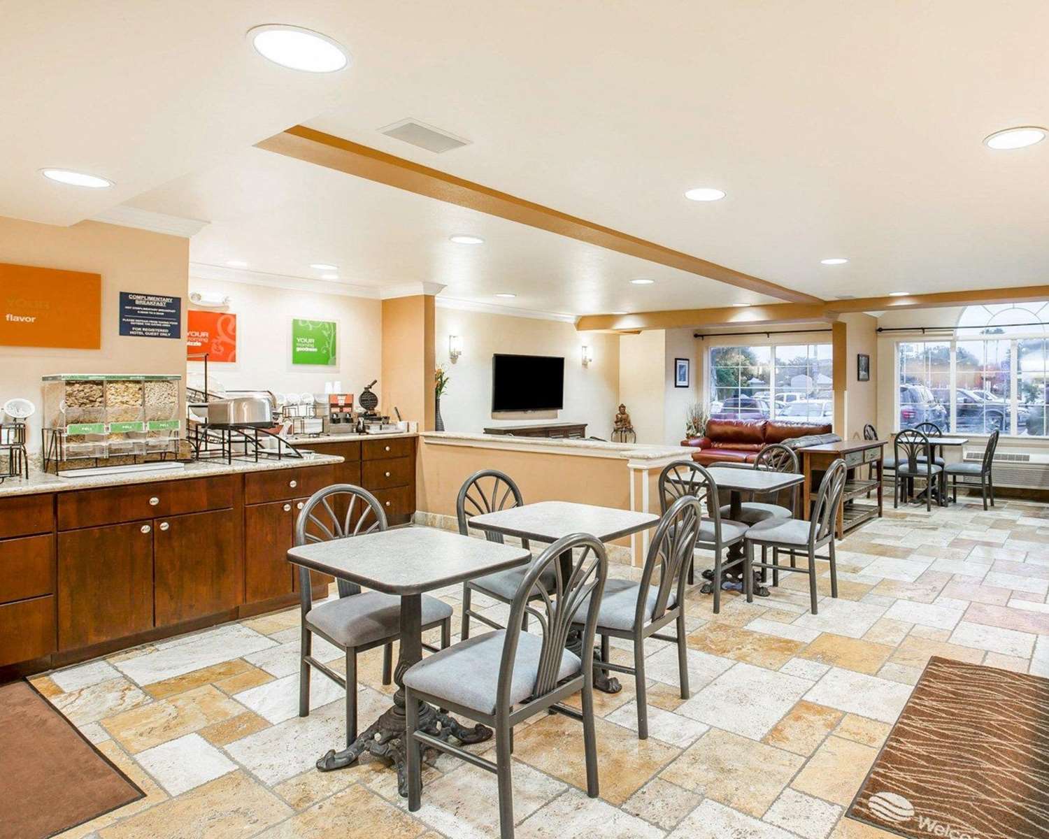 Comfort Inn & Suites Salinas City Center Area 35/45