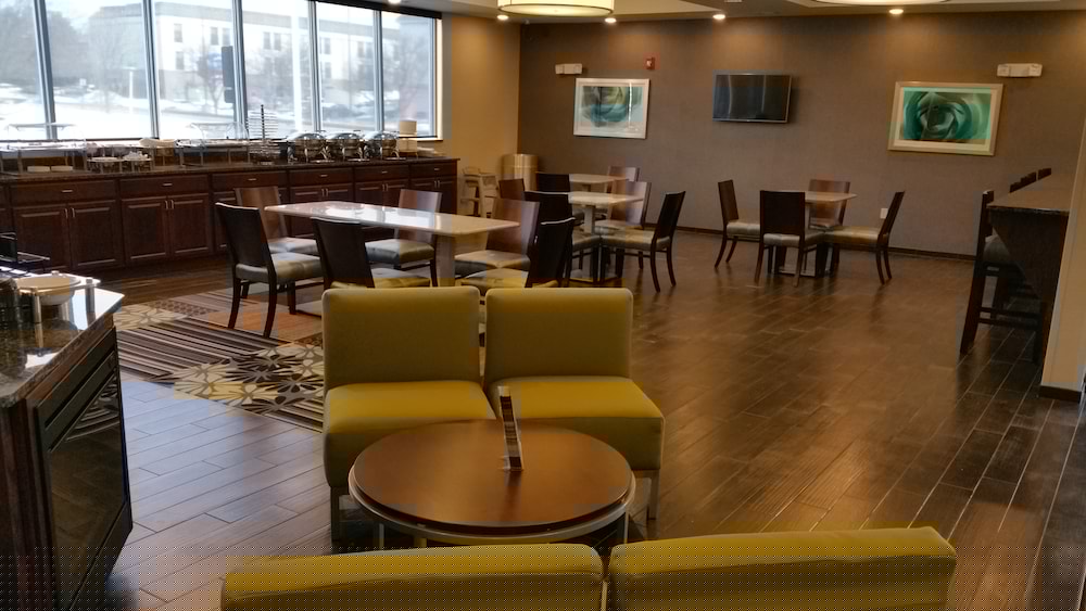 Best Western Plus Boardman Inn & Suites 23/29