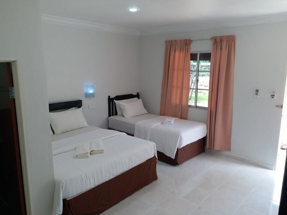 Idaman Guesthouse 8/23