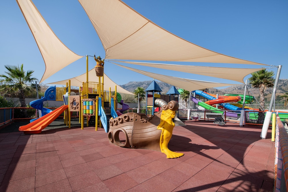 Anemos Luxury Grand Resort 144/153