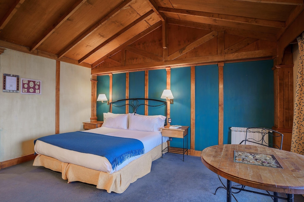 STANDARD, DOUBLE OR TWIN BED