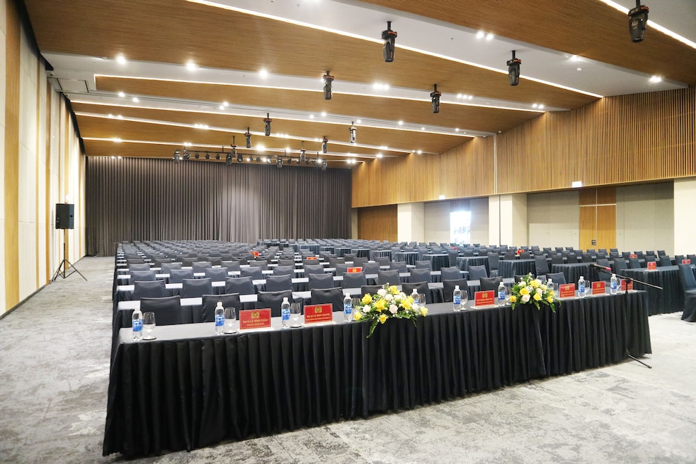 Anya Premier Beachfront Hotel Quy Nhon 39/50