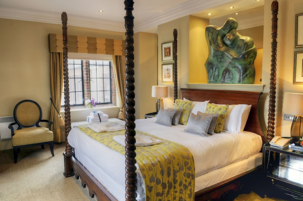 Western House Hotel 10/69