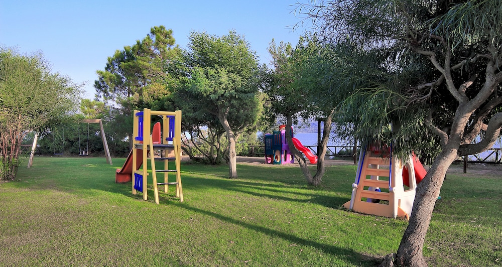 Colonna Hotel Du Golf 34/59