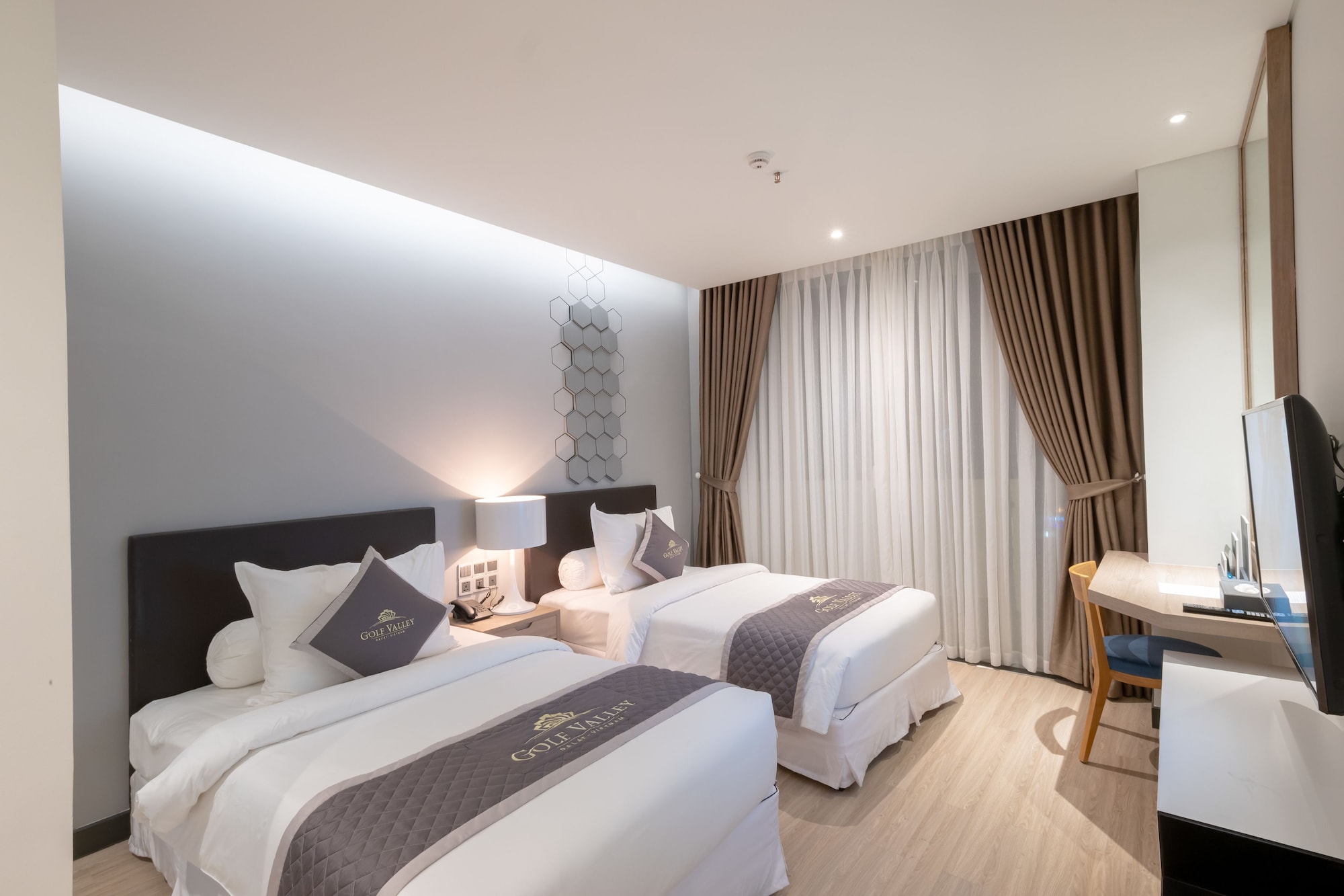 غرفة سوبيريور بسريرين منفصلين، Golf Valley Hotel 2/9