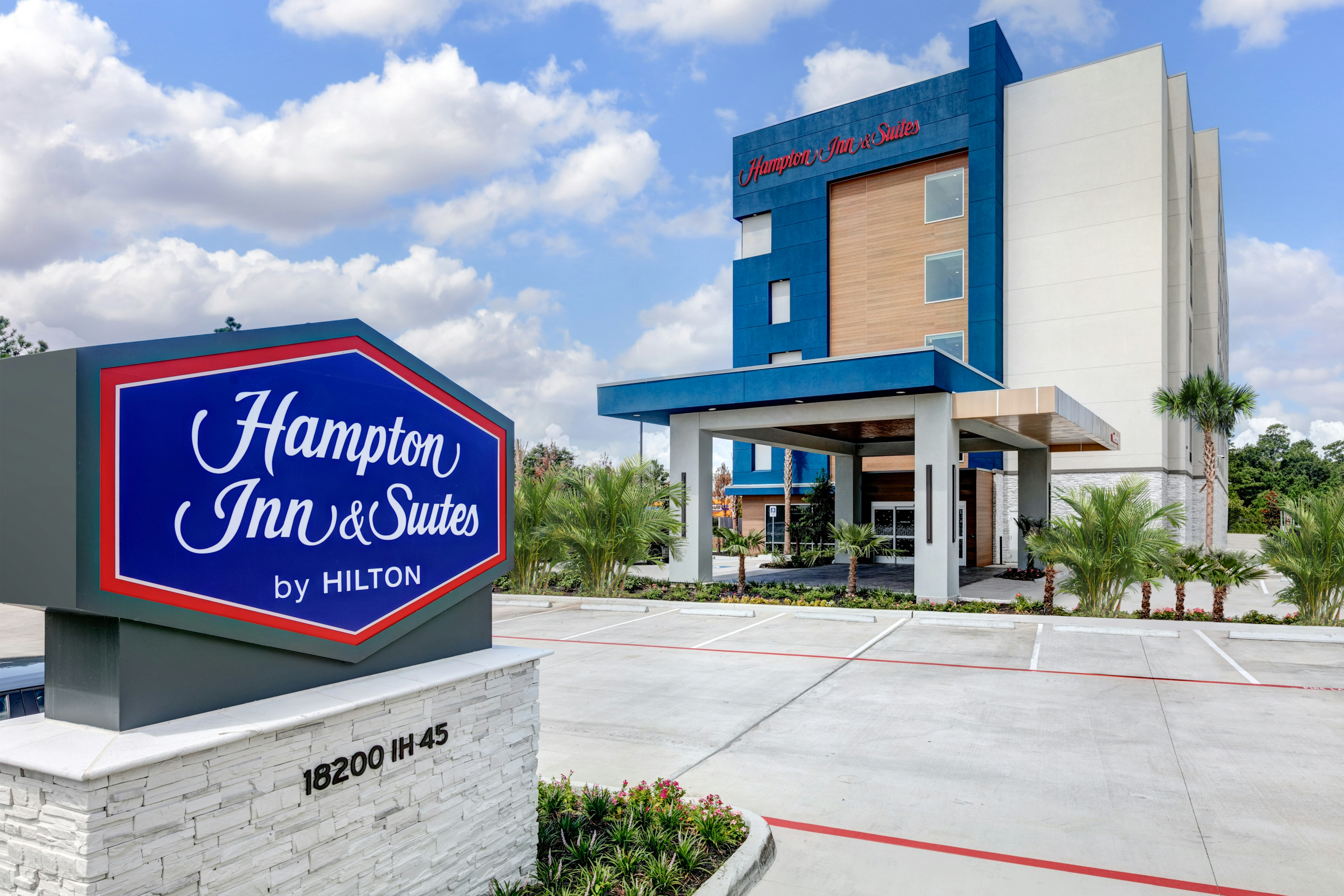 Hampton Inn & Suites Shenandoah The Woodlands, TX 3/31