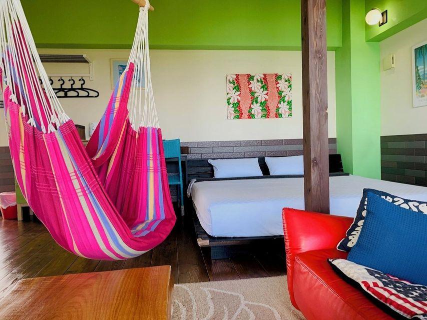 Green, King Bed, Ocean View