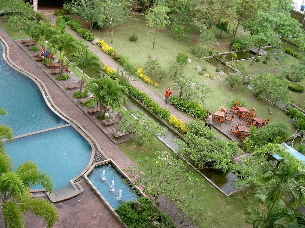 Hatyai Paradise Hotel Resort 8/56