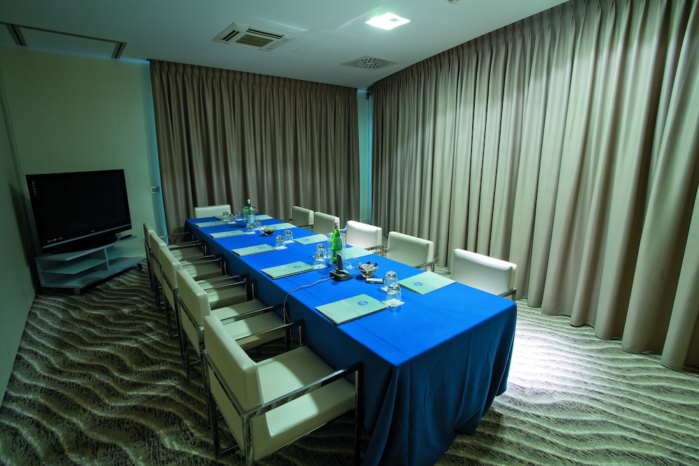 Hotel Premier & Suites 49/60