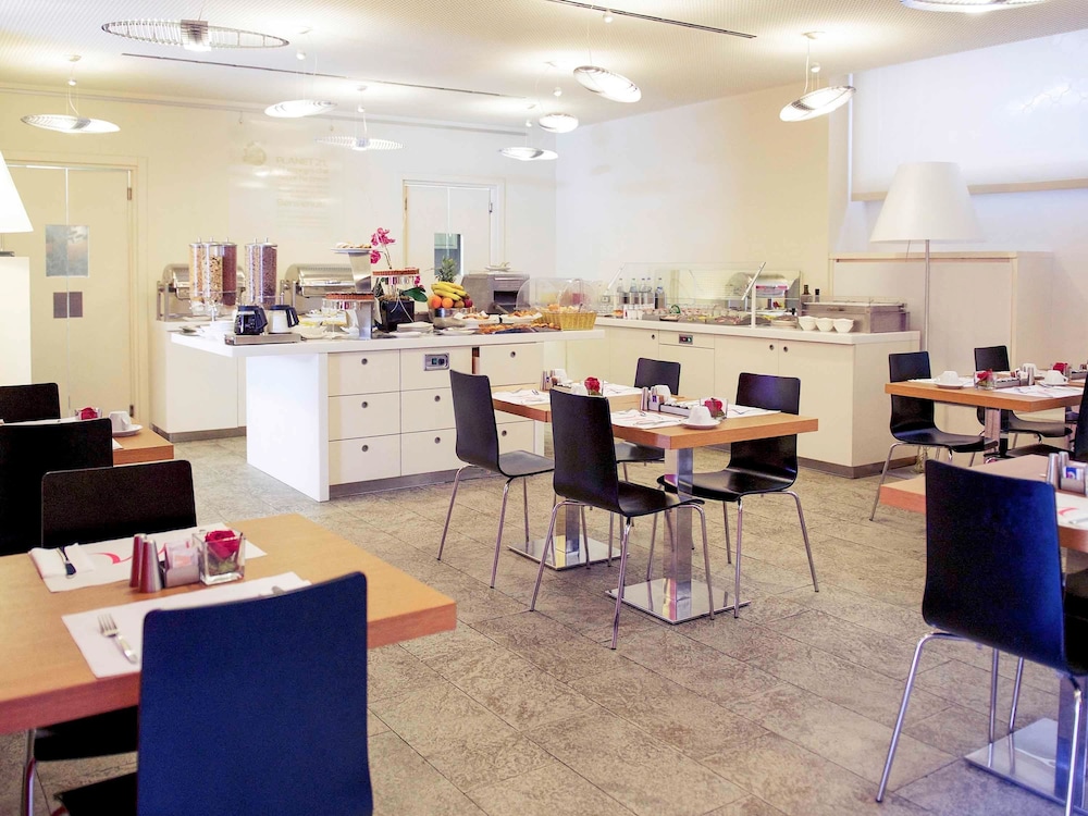 MERCURE MILANO SOLARI 61/75