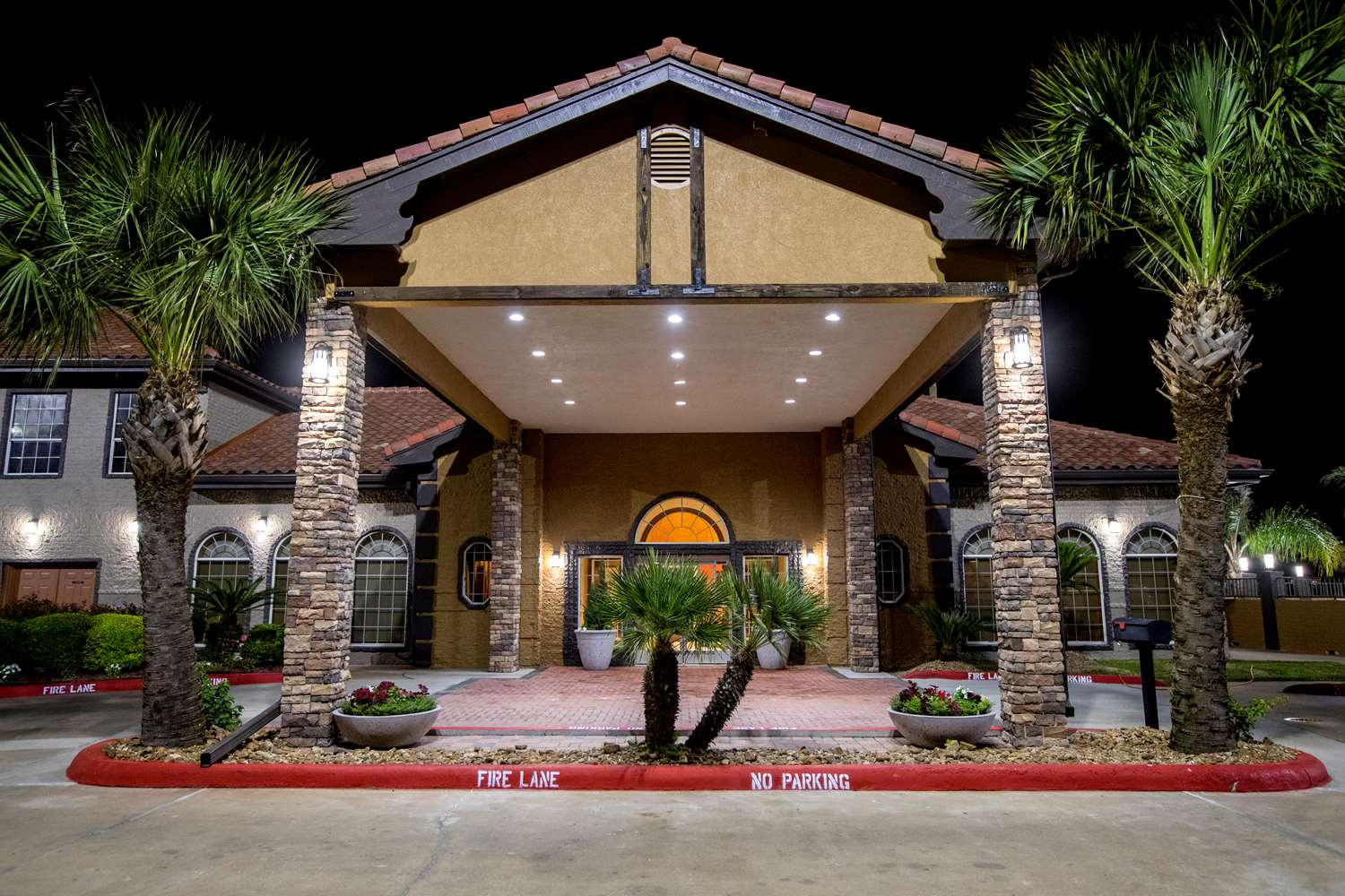 Best Western Executive Inn El Campo 2/32