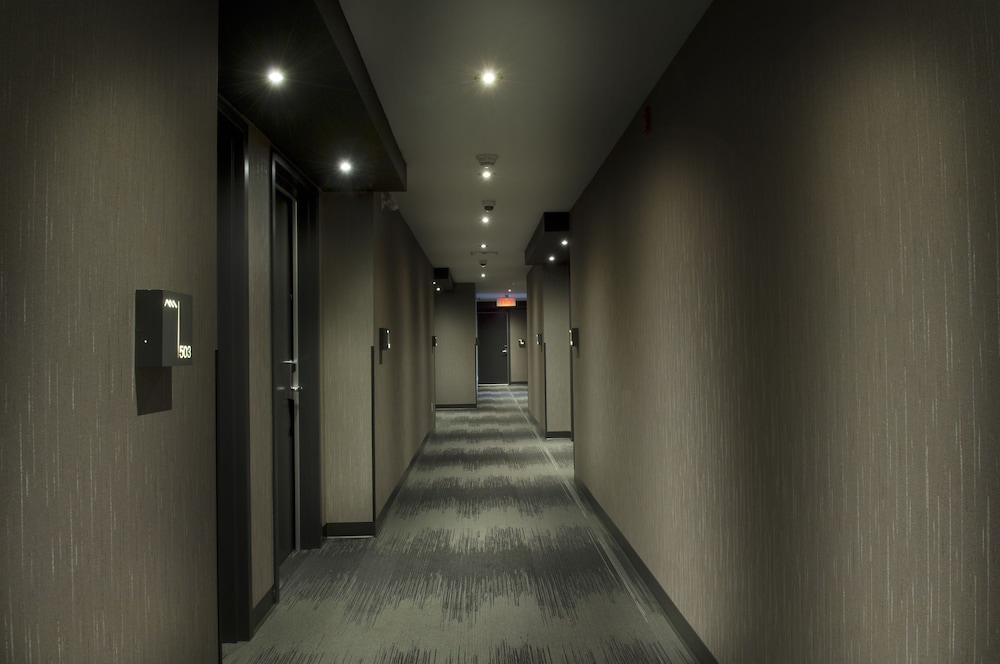 Ramada by Wyndham Laval 55/60
