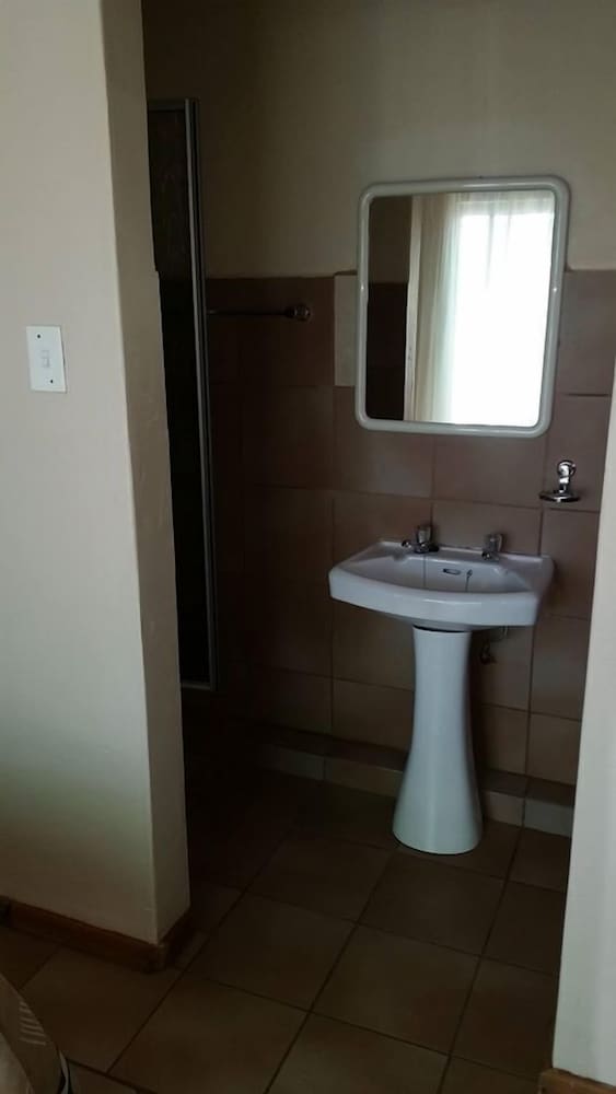 Country Blue Luxury Guest House 39/44