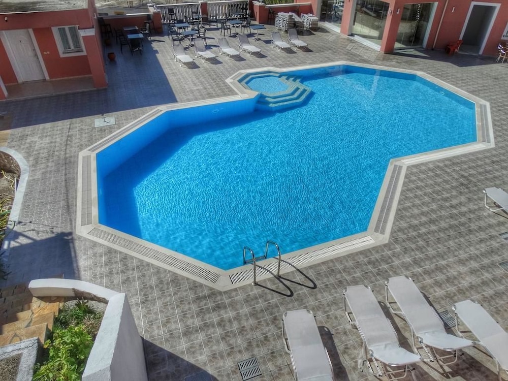 Paradiso Apartments 21/45