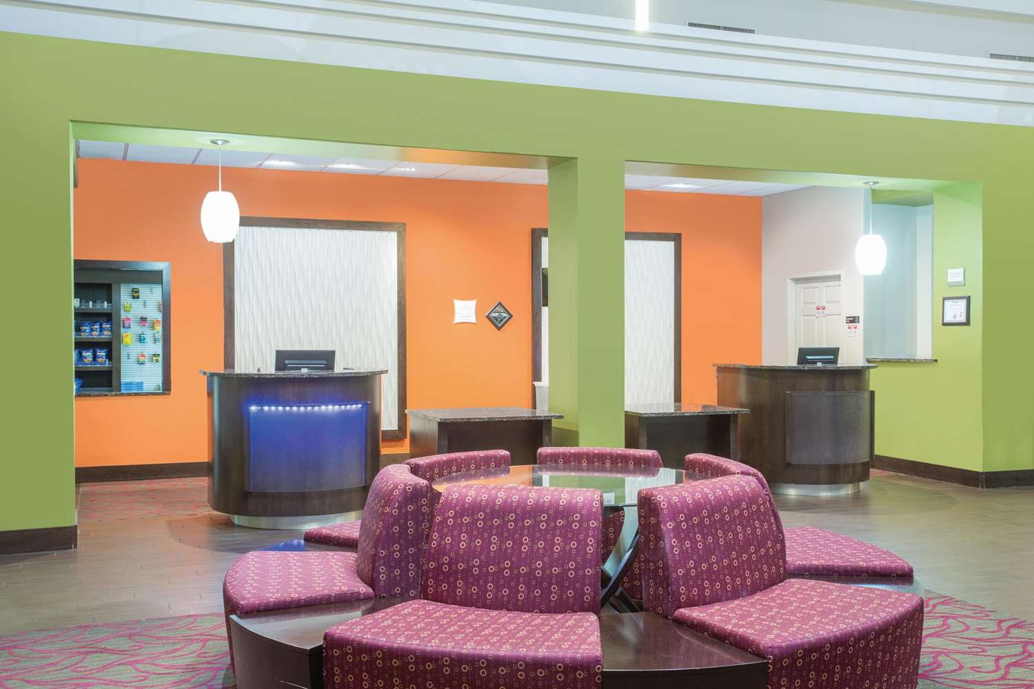 La Quinta Inn & Suites by Wyndham Conference Center Prescott 28/44