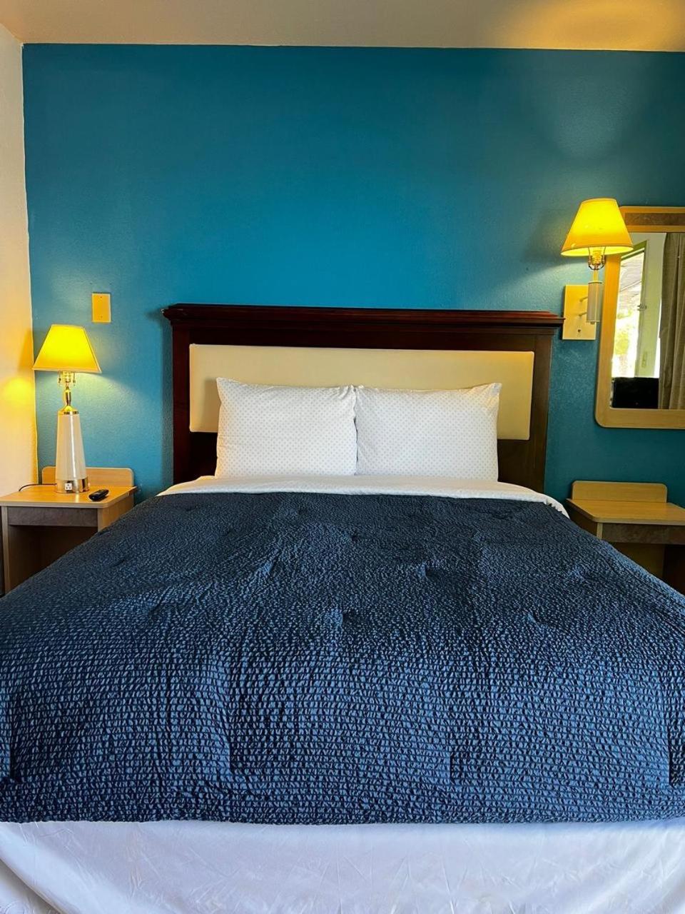 Parkside Inn by PHG - Sweetwater 16/20