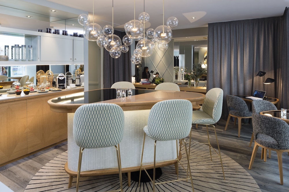 Millesime Hotel 49/56