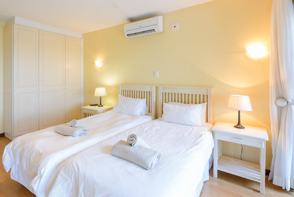 San Lameer Villa Rentals Bachelor Studio 2515 40/50