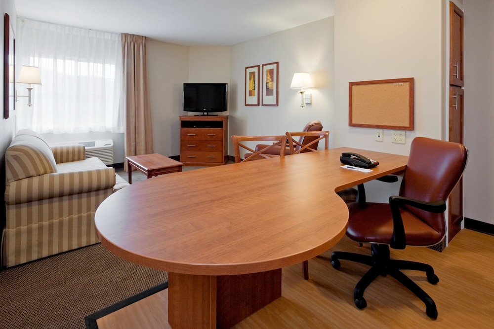 Candlewood Suites Williamsport 60/77