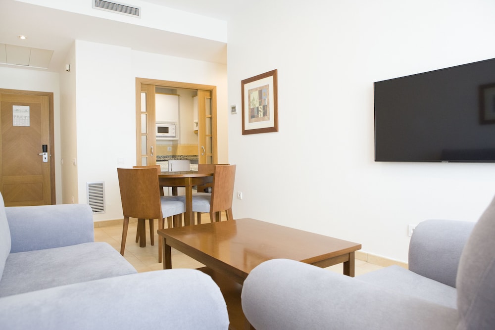 ALBUFERA APARTHOTEL 20/28
