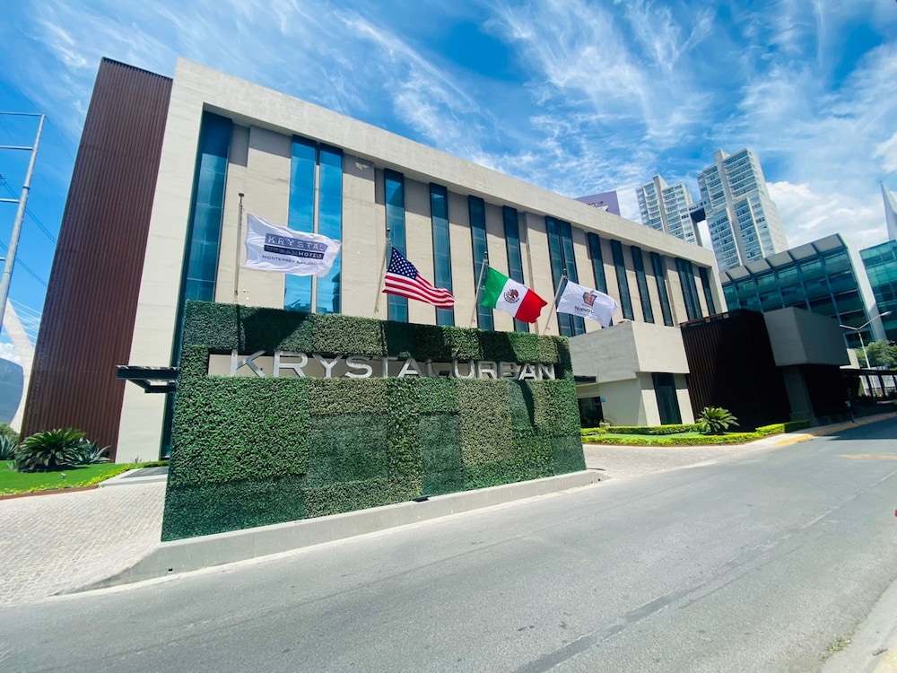 Krystal Urban Monterrey 72/77